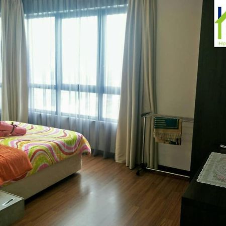 Walking To Cental I-City Mall With 2 Rooms 2 Bathrooms Shah Alam Eksteriør bilde